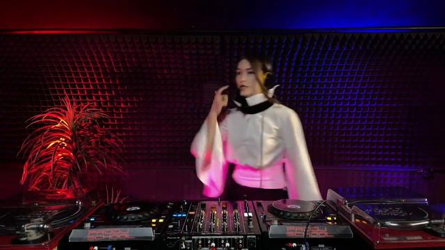 Dante Talents- DJ Inima смотреть онлайн