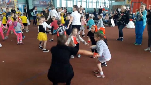 Манеж Юность Первенство города Рязани по Фитнес-аэробике среди дошкольников 2018 смотреть онлайн