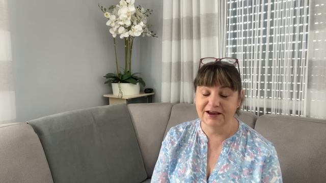 Почему то,да почему это,не праздновали день рождения?и гостей тоже не приглашаем,отпуск кто куда??? смотреть онлайн