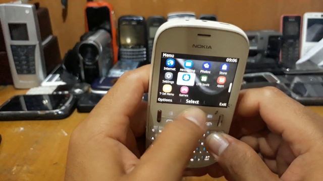 Review hp nokia jadul | Handphone nokia asha 200 cuma 25rb @kolektorseken смотреть онлайн
