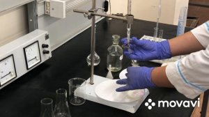 Определение кислотности молока методом кислотно-основного титрования.MP4