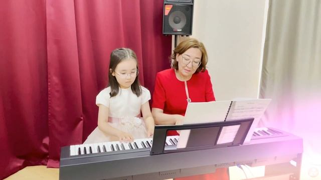 Сеит Мариям - Л.В. Бетховен "Турецкий марш" смотреть онлайн