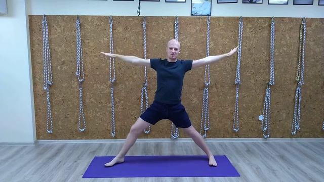 Вирабхадрасана 2 - поза воина, 2 разновидность смотреть онлайн