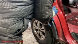 Снимаю накладку на арке KIA Sportage 2017 год  Как снять накладку на  наружной арке ? #авторазборка