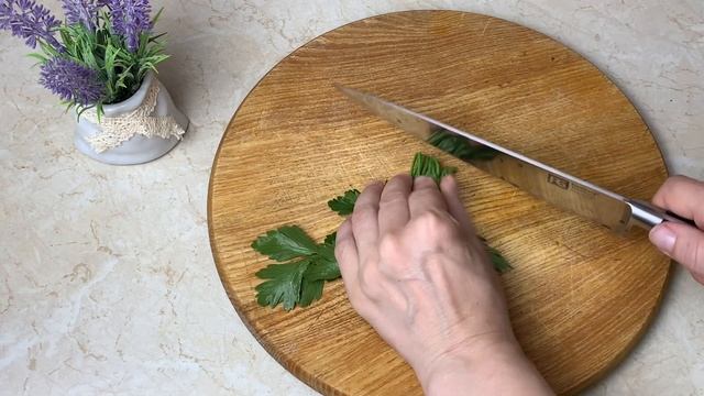 ВКУСНЕЙШАЯ НАМАЗКА НА ХЛЕБ из баклажанов! Простой Завтрак или перекус! Баклажаны Улетают на Ура смотреть онлайн