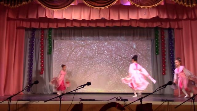 Цветение сакуры, исполняет ок лхт "Ивона", юбилей села Богородское, 3.10.2020 смотреть онлайн