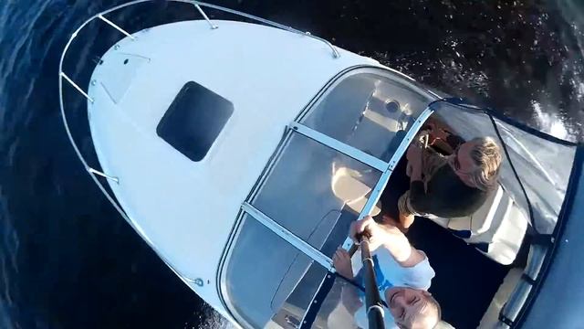 Катер,вечер и ветер. смотреть онлайн