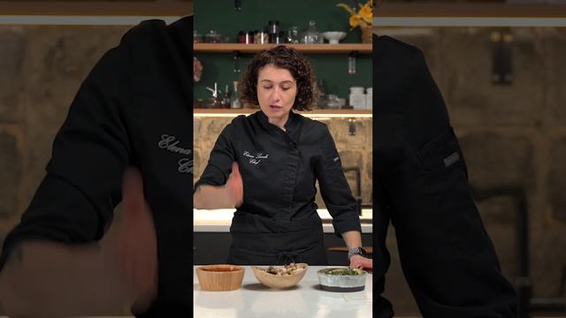 Закуски к шашлыку для большой компании! Подробный рецепт в комментариях смотреть онлайн