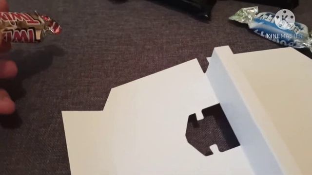 Распаковка ОГРОМНОЙ коробки M&Ms смотреть онлайн