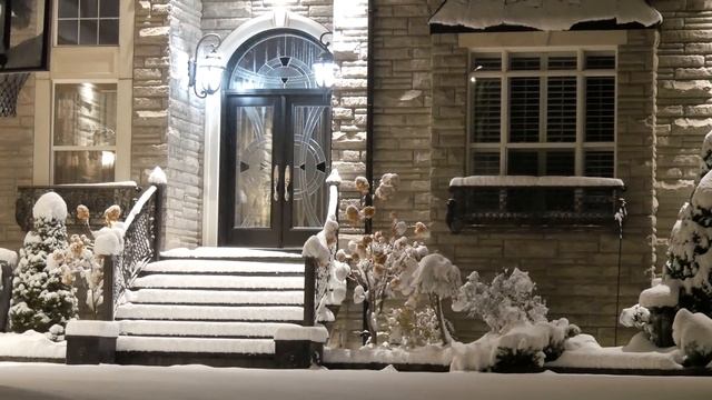Winter Cozy Snowfall and Beautiful Homes in Enchanted Forest Christmas relaxing Snow sound 4K смотреть онлайн