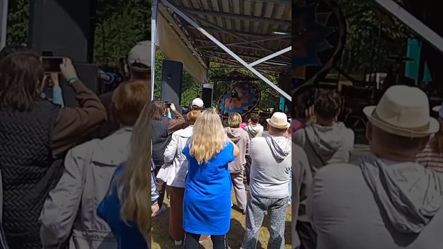 ЧЕЛОВЕКУ НУЖЕН ЧЕЛОВЕК смотреть онлайн