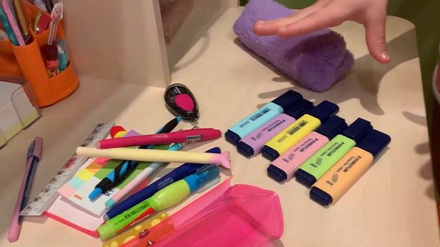 РОЗОВЫЙ BACK TO SCHOOL// ПРИШЛОСЬ ВЫКИНУТЬ КАНЦЕЛЯРИЮ??👉🏼Alice Wonder Girl смотреть онлайн