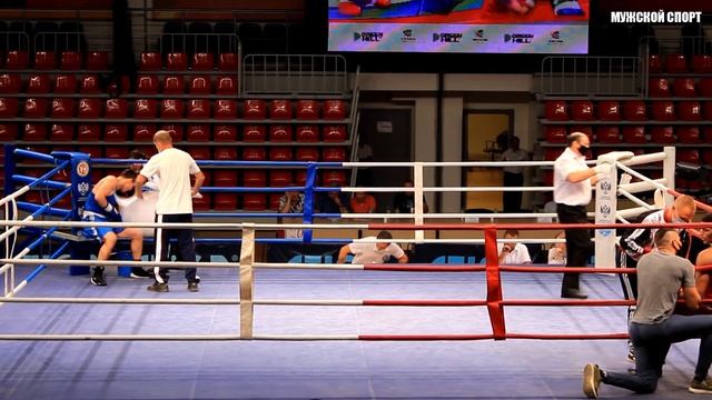 Бокс. 75кг. Чемпионат ПФО. Финал. Гейсатдинов Руслан (красный) - Носков Дмитрий (синий).m4v смотреть онлайн