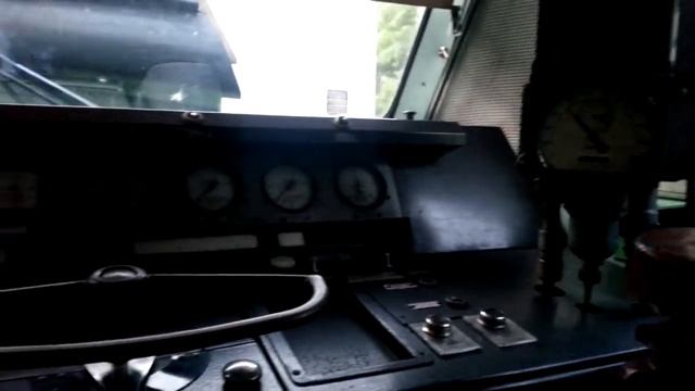 В кабине электровоза ЧС4-188 смотреть онлайн