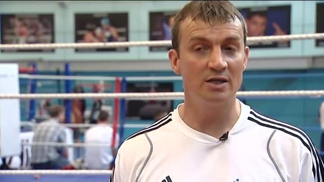 GB Boxing's Consultant Coach Richie Woodhall.mpg смотреть онлайн