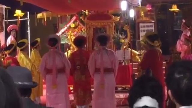 Haiphong city downtown in Vietnam while celebrating temple Buddha смотреть онлайн