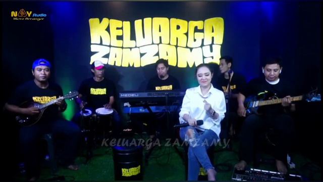 TITIP CINTA AAN SHEMA//PENYANYI ASLI ONA SUTRA//KELUARGA ZAMZAMY смотреть онлайн