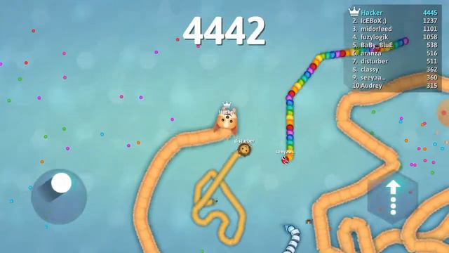 игра во змейки.змея стала большой и кушает массы.лёхины змейки. смотреть онлайн