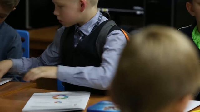 «Цветовой круг» - открытый урок Снежаны Королевой смотреть онлайн