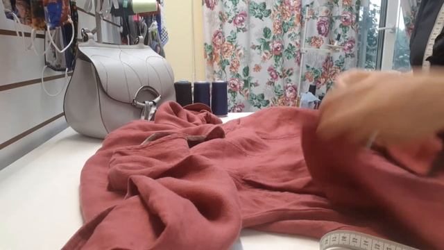 КАК УКОРАТИТЬ ПЛАТЬЕ БОХО С ФИГУРНЫМ НИЗОМ НА РЕЗИНКЕ. смотреть онлайн