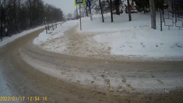 Мужчины будьте аккуратнее, стало очень много неадекватных "дам". смотреть онлайн