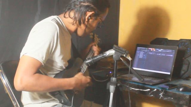 UCULELE: Metallica Master of Puppets смотреть онлайн