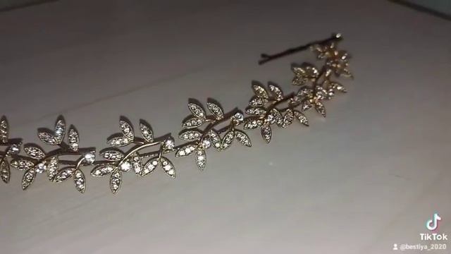 украшение в волосы смотреть онлайн