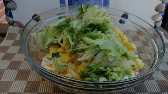 Spanish crab surimi salad with pineapple. смотреть онлайн