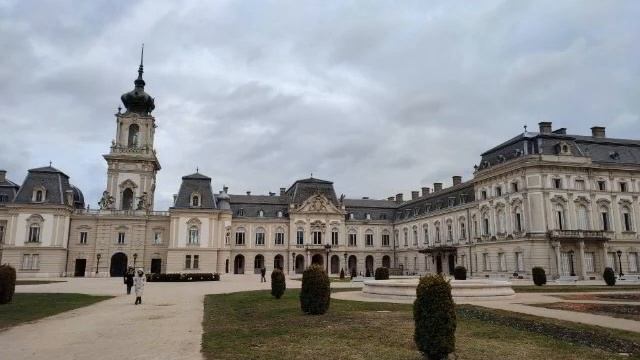 Замок-дворец Фештетичей, Кестхей, Венгрия