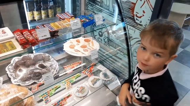 БРЕСТ : КУДА СХОДИТЬ НА ВЫХОДНЫХ // ОБЗОР ВЫСТАВКИ ПАРОВОЗОВ // ЛАКИ ШОУ смотреть онлайн