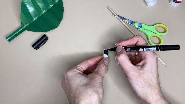 Анна Максименко, воспитатель Школы № 648. Двигающаяся гусеница