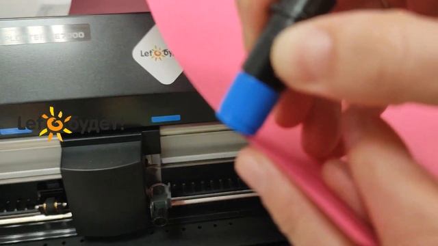 Режущий плоттер Graphtec. Настройка ножа и тестовый рез смотреть онлайн