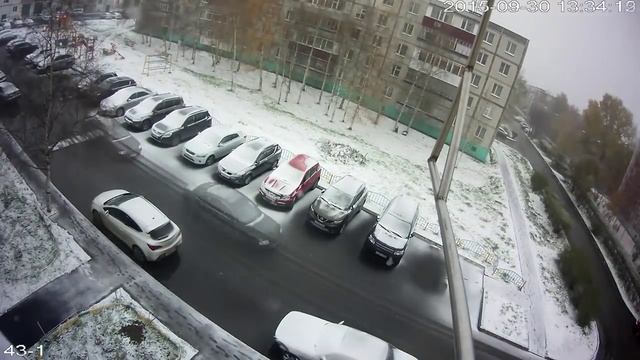 30 сентября за 45 секунд. Как выпал снег в Сургуте. смотреть онлайн