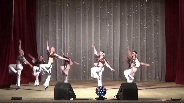 Рубрика «Танцуй вместе с нами» Народный коллектив классического танца «Фуэте» смотреть онлайн