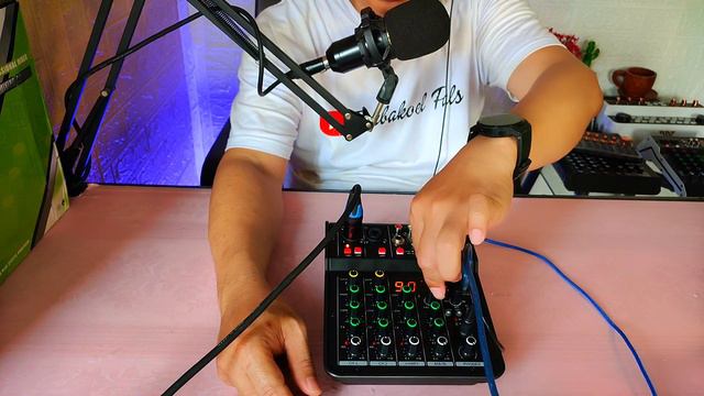 Kupas Tuntas Mixer Karaoke Mini Unik Murah Sudah 24 Bit 99 DSP Cuma Rp 400 Ribuan смотреть онлайн