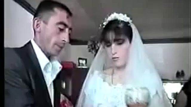 на брудершафт???)).mp4 смотреть онлайн