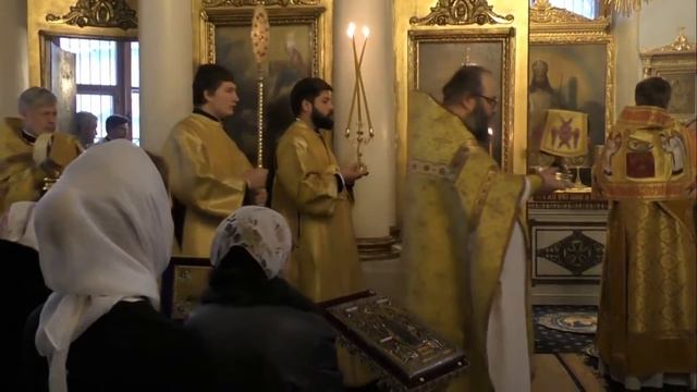 Божественная литургия. Митрополит Иларион. Прямая трансляция 15.12.2019 * пр смотреть онлайн