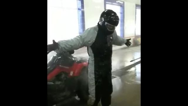 Мойка после грязи на Karcher смотреть онлайн