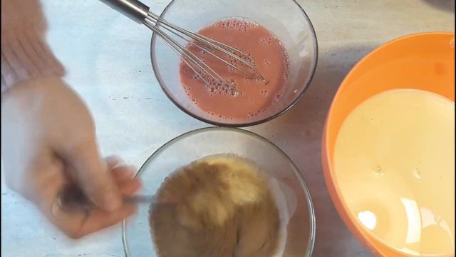 Блины на воде цветные и в горошек Как красиво подать блины на праздничный стол смотреть онлайн