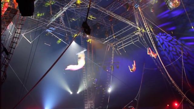 Flying Tabares - 40th Circus Festival of Monte Carlo 2016 - Golden Show смотреть онлайн