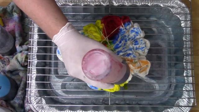 How To Tie Dye:  Double Spiral Scrunch  [Liquid Dye]