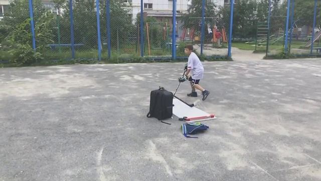 Бросковая во дворе смотреть онлайн