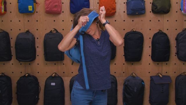 Cotopaxi Chasqui 13L Sling (Cada Dia) Review (2 Weeks of Use) смотреть онлайн