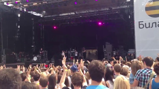  La Roux – Bulletproof @ Пикник Афиши 2013 смотреть онлайн