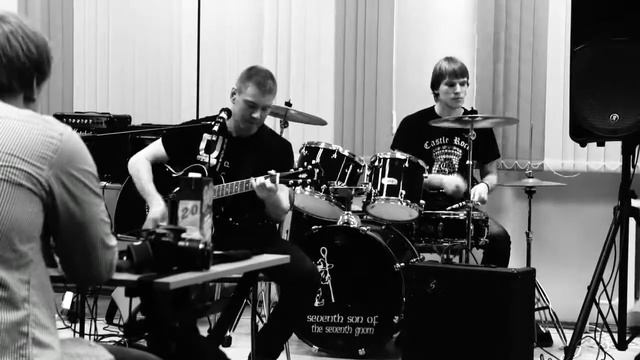 Lumen - Сид и Нэнси (Another Day Cover) смотреть онлайн