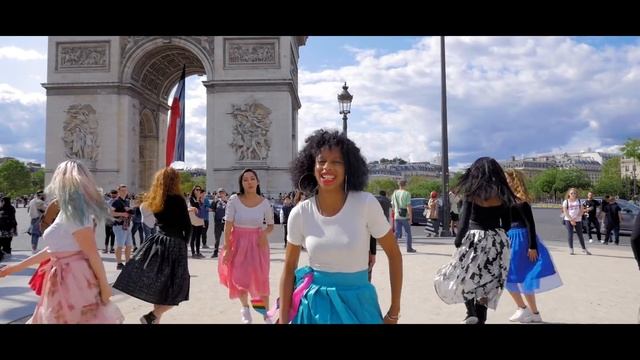 [DANCING TO KPOP IN PUBLIC PARIS] MOMOLAND (모모랜드) - BAAM (배앰) dance cover by RISIN'CREW from France смотреть онлайн