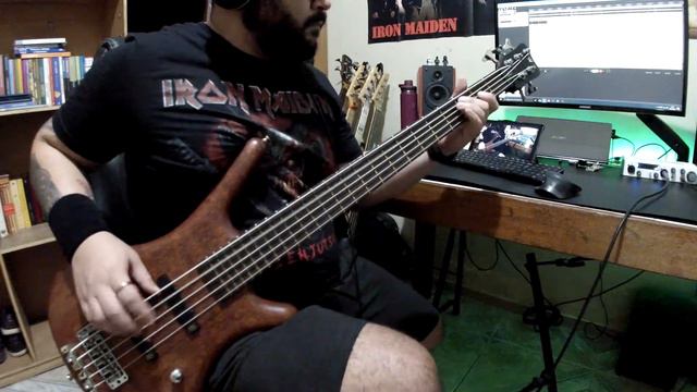 Metallica - Battery - Bass Cover смотреть онлайн