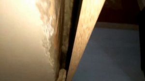 Установка доборной планки пеном.