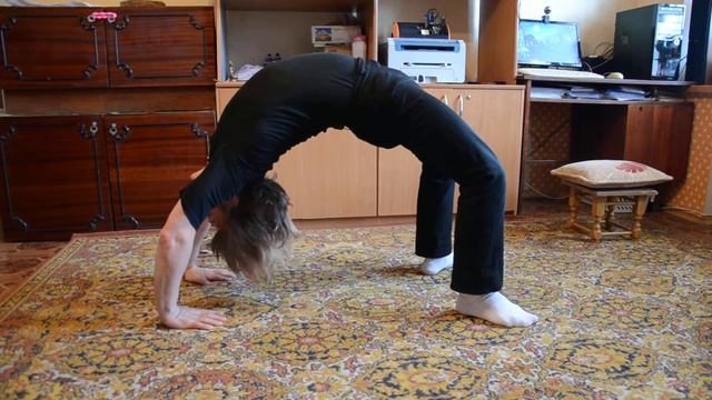 01. Упражнения для укрепления мышечного корсета позвоночника по методике В.Дикуля смотреть онлайн