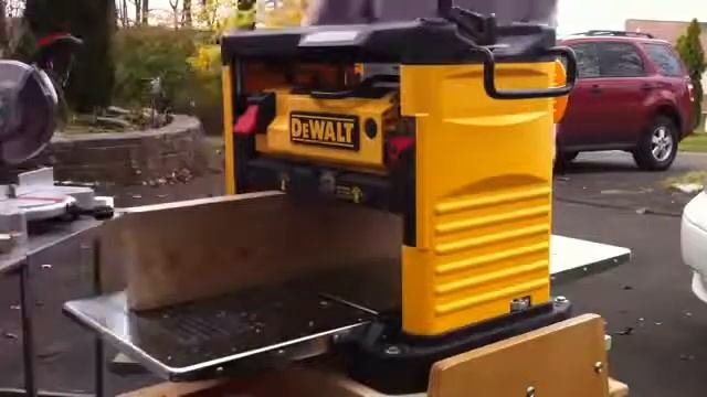 DEWALT D27300 смотреть онлайн